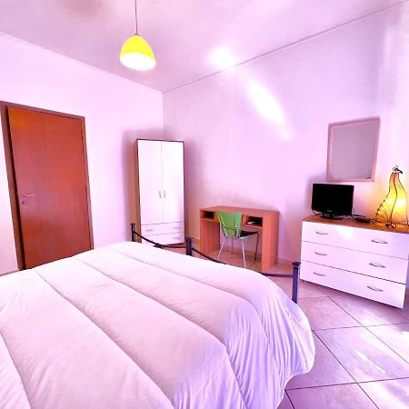 Miseria E Nobilta Hotel Giarre Bagian luar foto