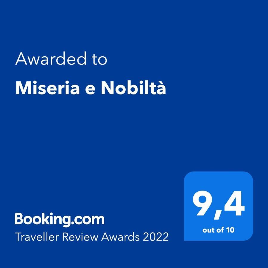 Miseria E Nobilta Hotel Giarre Bagian luar foto