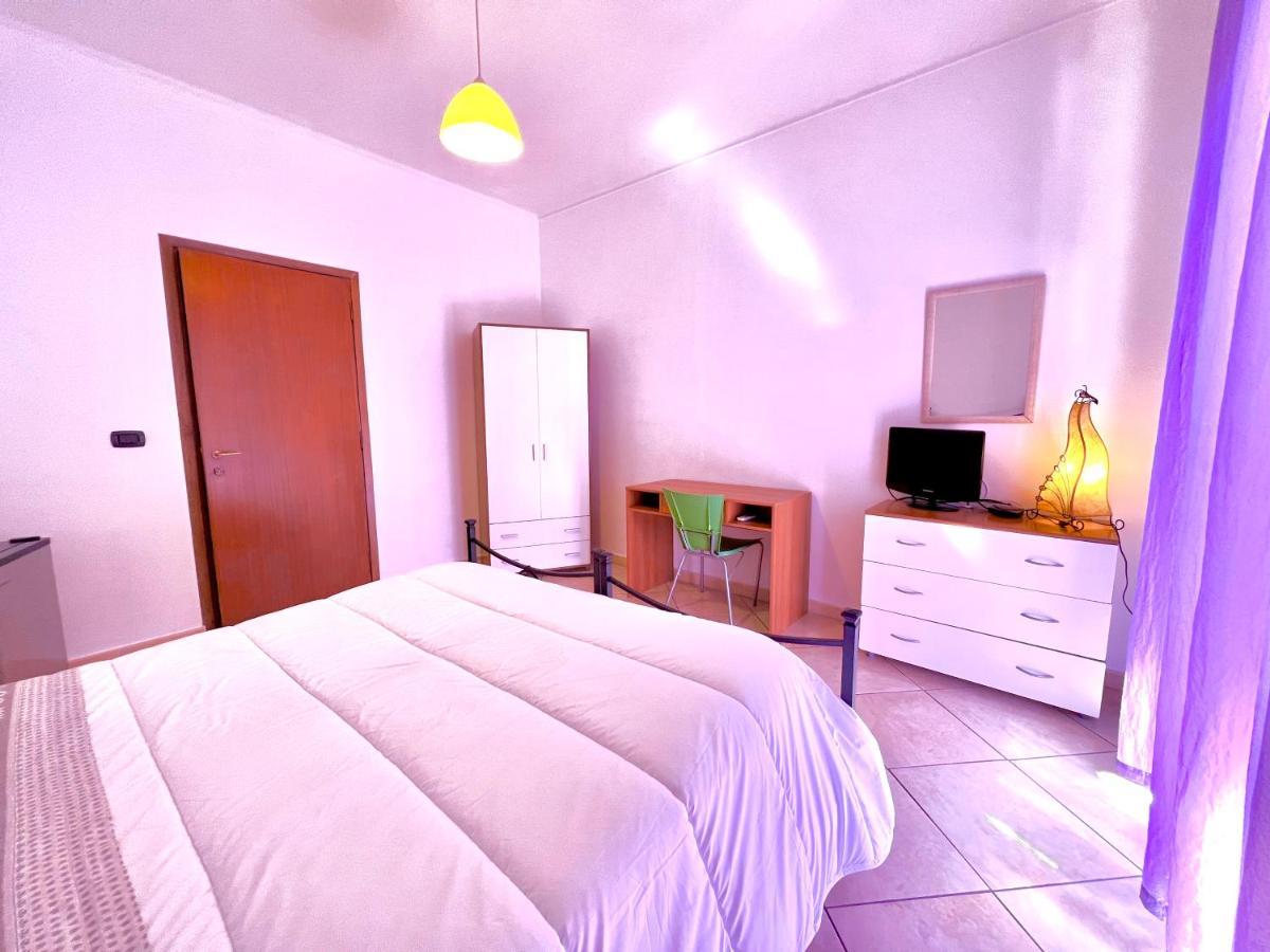 Miseria E Nobilta Hotel Giarre Bagian luar foto