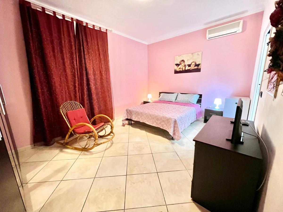 Miseria E Nobilta Hotel Giarre Bagian luar foto