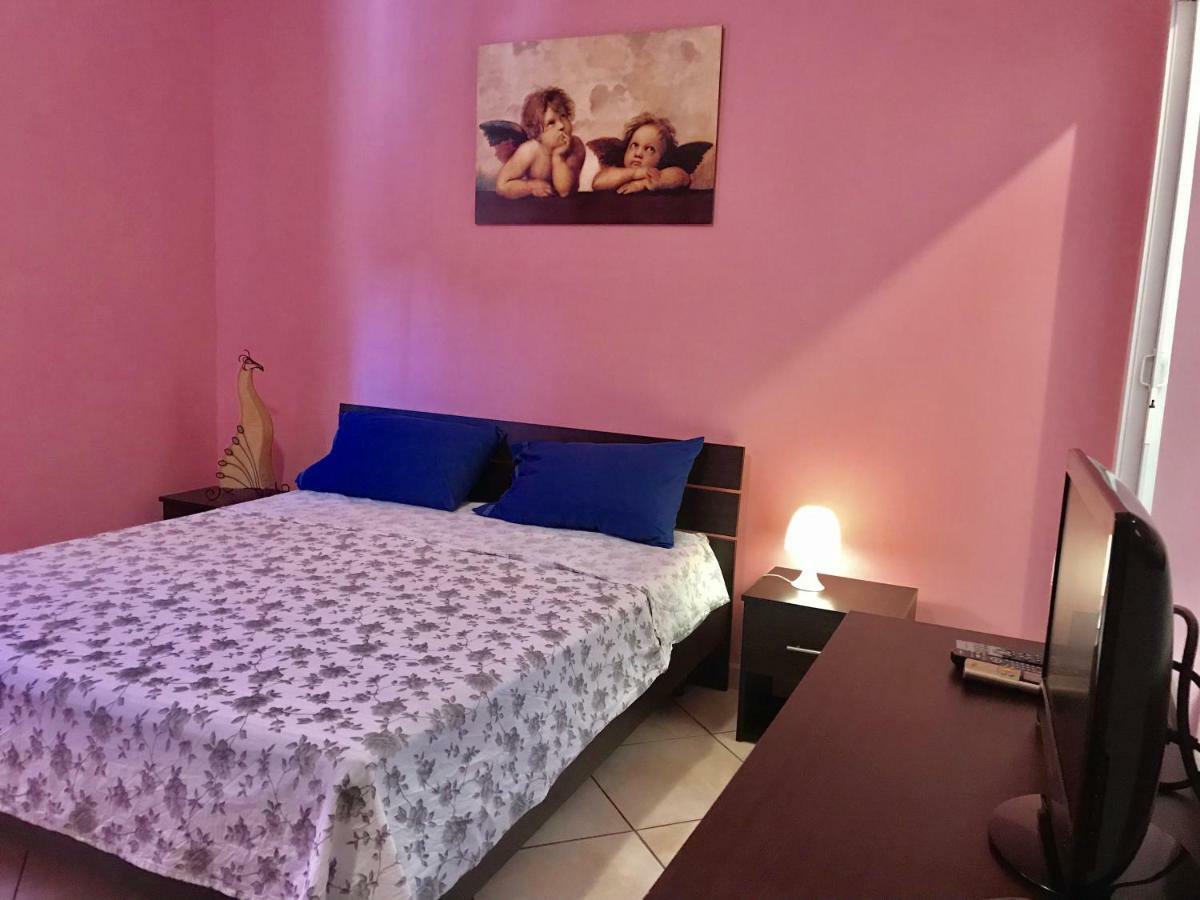 Miseria E Nobilta Hotel Giarre Bagian luar foto